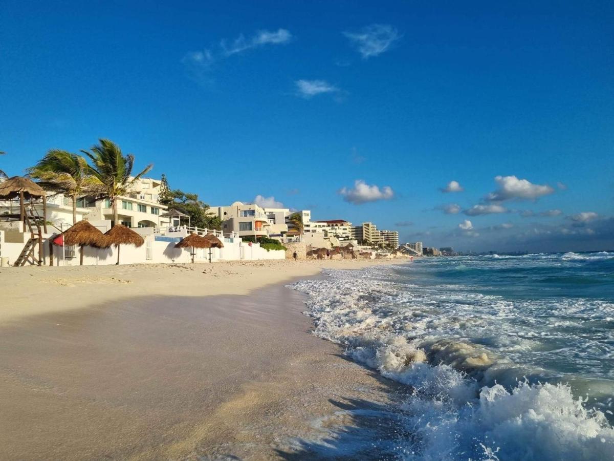 Ocean View Three Bedroom, Three Story Penthouse By The Beach Cancun Exterior photo