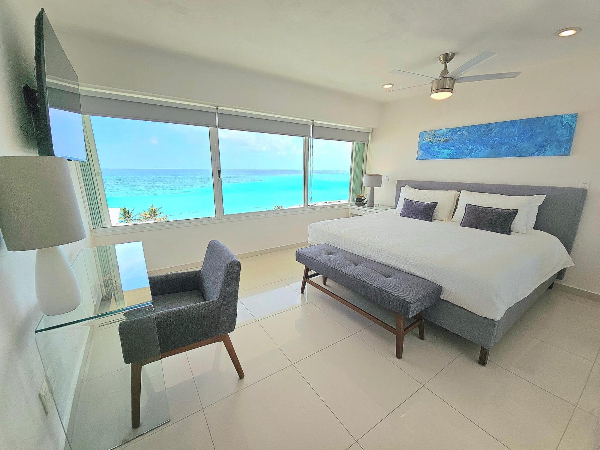 Ocean View Three Bedroom, Three Story Penthouse By The Beach Cancun Exterior photo